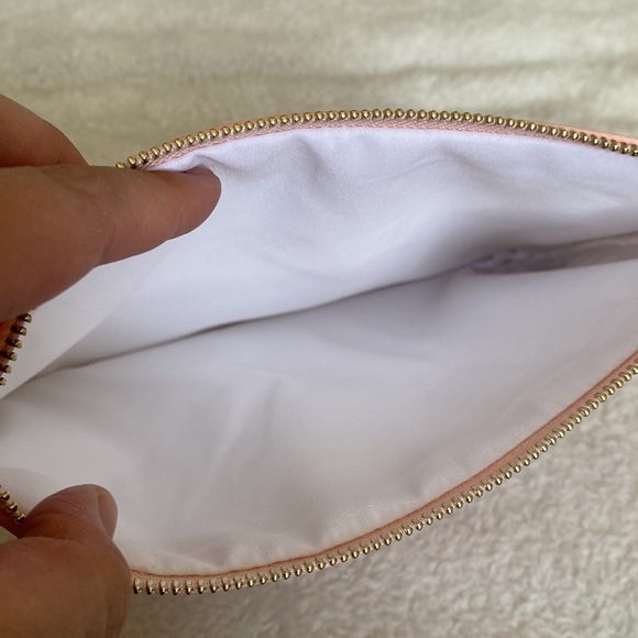 Chloe Parfum Make Up Bag - Picture 5 of 7